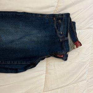 Lucky Jeans